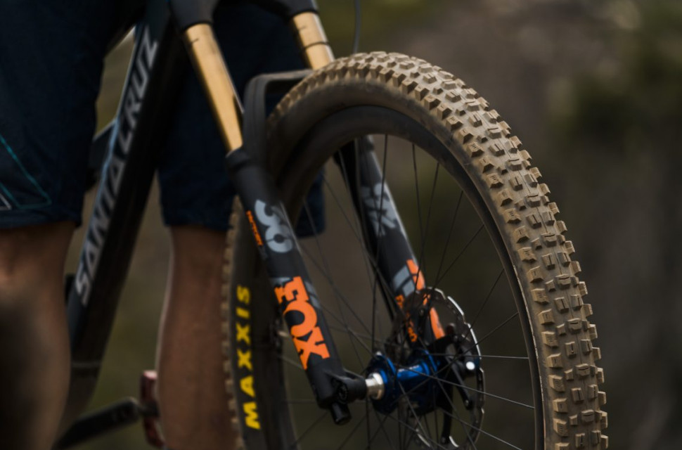Maxxis Assegai tyre 4.jpg New Maxxis Assegai tyre looks like a cross between a DHF, DHR and a High Roller