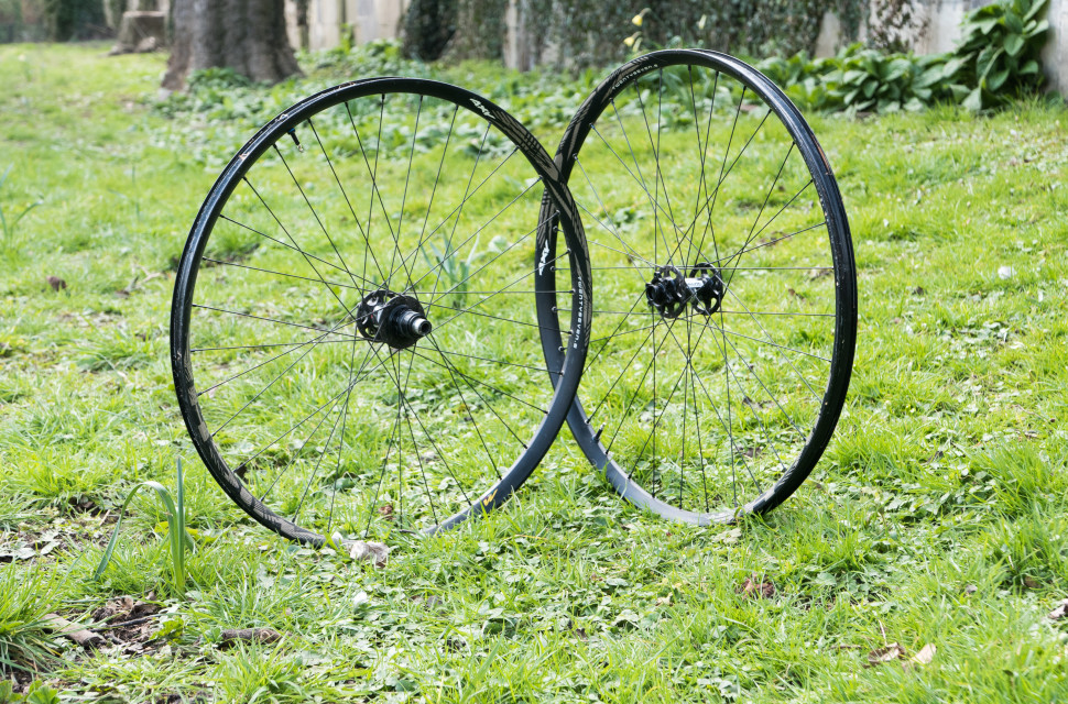 Miche-977-AXY-275-wheelset-review-100.jpg Miche-977-AXY-275-wheelset-review-100.jpg