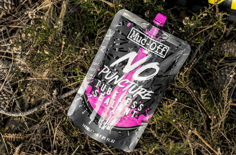 Muc-Off_No Puncture Hassle Tubeless Sealant_Pouch (2).jpg Muc-Off launches No Puncture Hassle Tubeless Sealant Kit