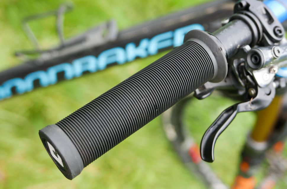 ODI-Longneck-2.1-long-on-grips-review-101.jpg ODI-Longneck-2.1-long-on-grips-review-101.jpg