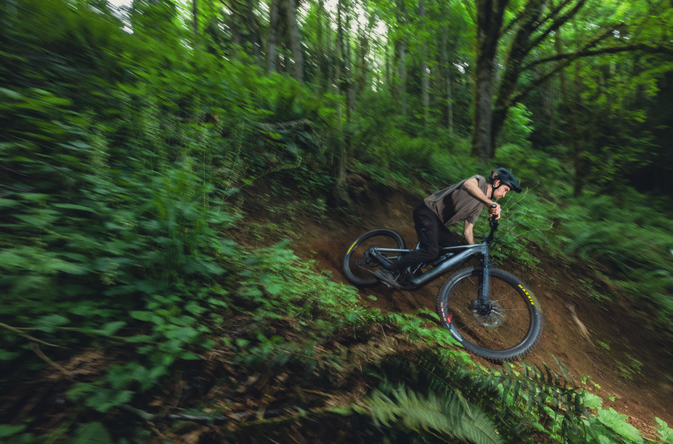 PG_250524_Vala_03482.jpg The Santa Cruz Vala goes alloy and shaves £1,200 off the price, but keeps its high performance Bosch CX motor