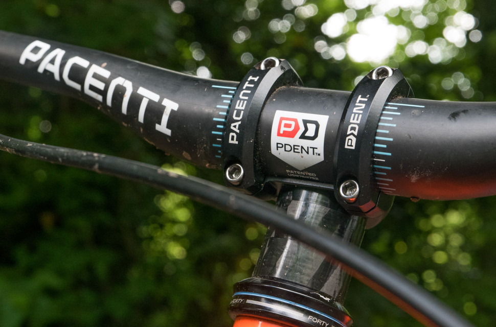 Pacenti-P-Dent-Carbon-bar-stem-review-101.jpg Pacenti-P-Dent-Carbon-bar-stem-review-101.jpg