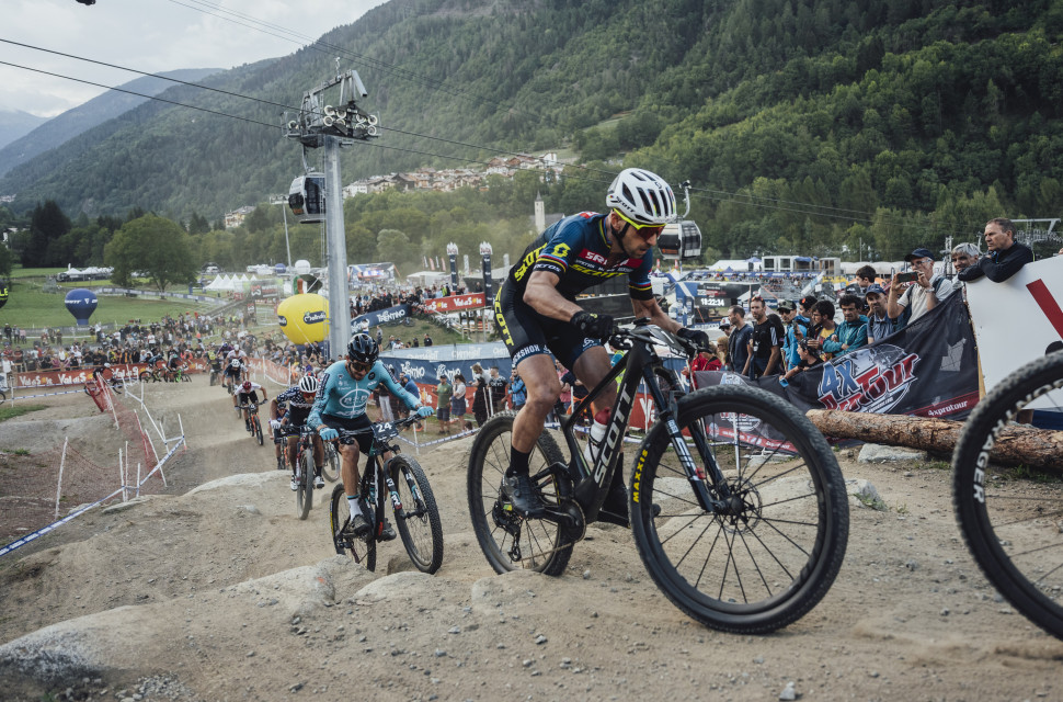 2022 Nino Schurter performs at UCI XCC World Cup in Val di Sole Mountain bike fitness - how to improve your MTB performance
