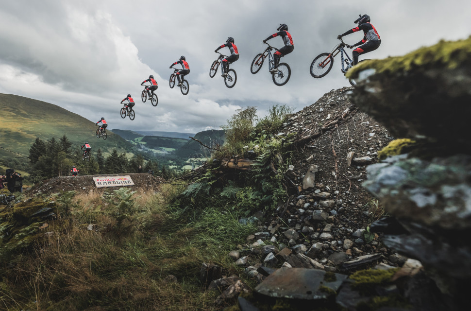 2022 Red Bull Hardline Bernard Kerr jump downhill Canadian rookie rider Jackson Goldstone wins Red Bull Hardline 2022