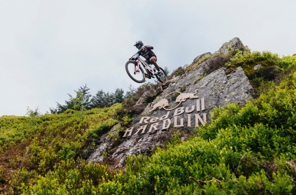Red Bull Hardline Wales 2024 Red Bull Hardline Wales is back this weekend! Here's the lowdown on who's racing and how you can watch it