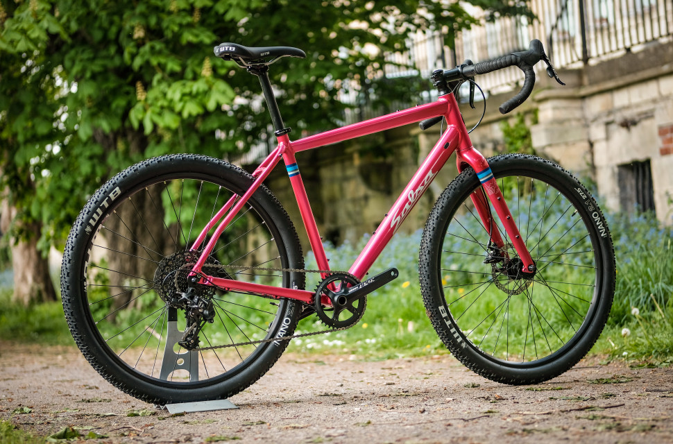 Salsa Journeyman Apex 1 First Look-2.jpg Salsa Journeyman Apex 1 First Look-2.jpg