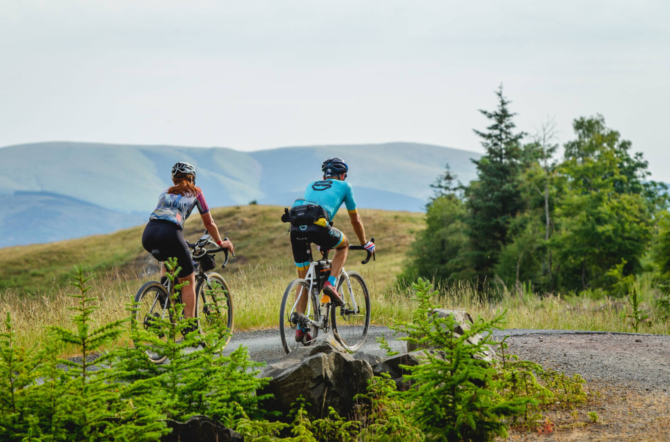 Scott Frontier 300 rideres riding.jpeg Scott Frontier 300 introduces two-day ride option