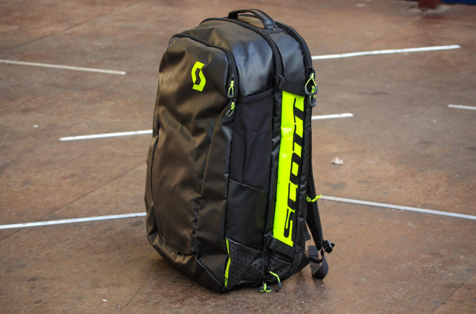 Scott Race Day 60 backpack - front.jpg Scott Race Day 60 backpack - front.jpg