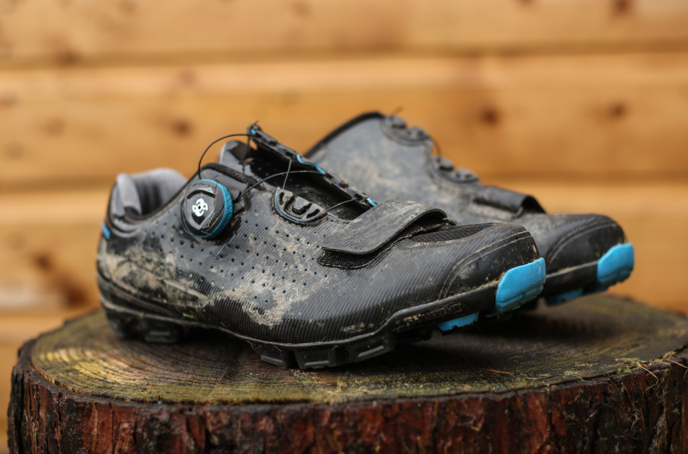 Shimano XC7 SPD Shoes-2.jpg Shimano XC7 SPD Shoes-2.jpg