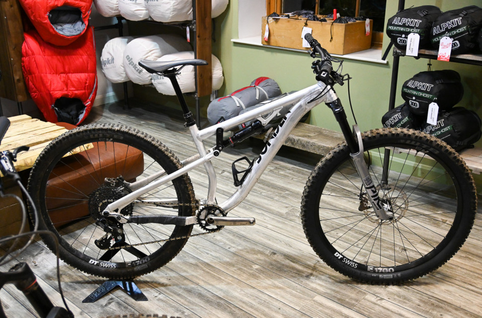 Sonder-Alpkit-2020-bikes-full-suspension-titanium-custom-gearbox-105.jpg First Look: Sonder Bikes 2020 new bikes and prototypes