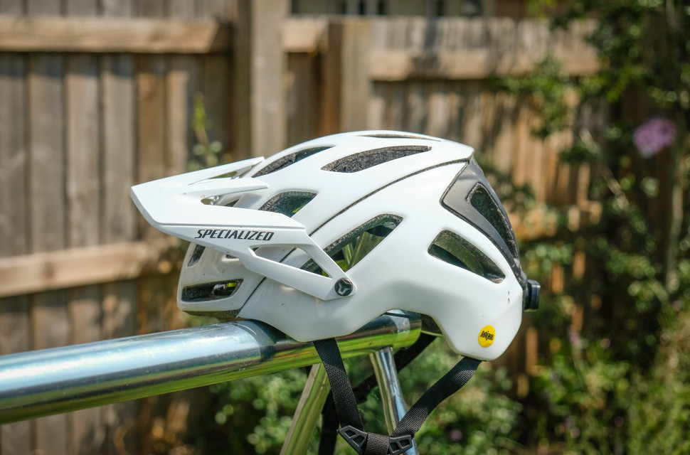 Specialized Ambush ANGI -2.jpg Specialized Ambush ANGI -2.jpg