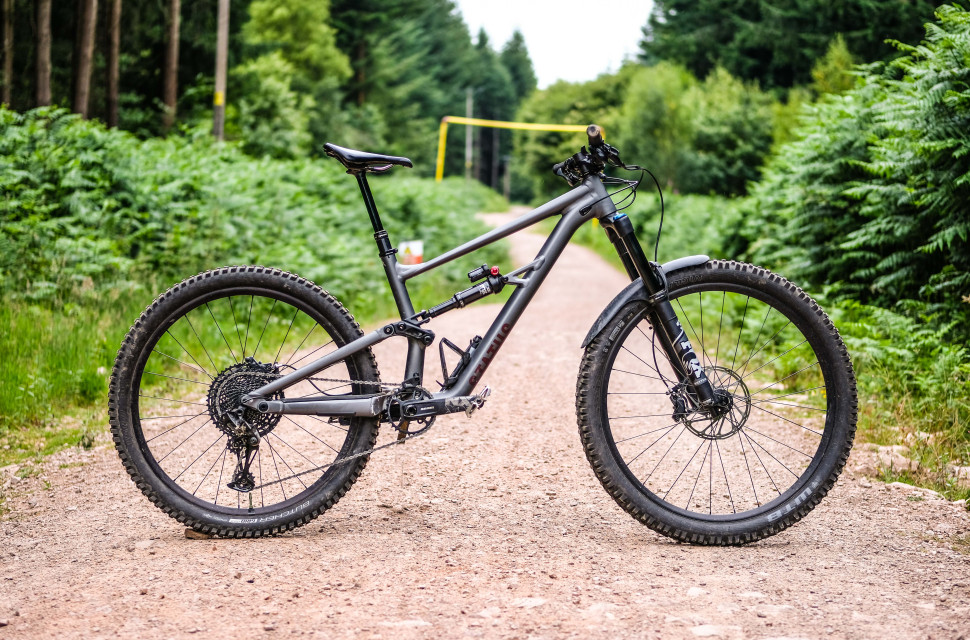 Specialized Status Whole bike header-2.jpg Specialized Status Whole bike header-2.jpg