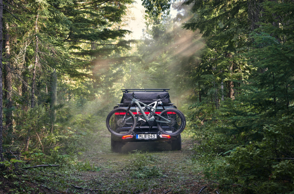 2023 Thule Epos bike rack lifestyle on car Thule unveils the Epos bike rack
