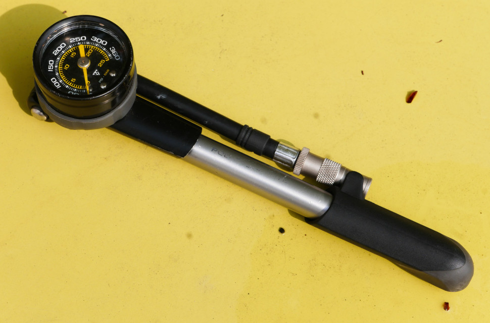 Topeak-Pocketshock-DXG-shock-pump-review-100.jpg Topeak-Pocketshock-DXG-shock-pump-review-100.jpg