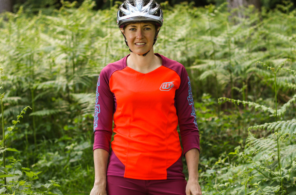 Troy Lee Designs Women's Ruckus Jersey-1.jpg Troy Lee Designs Women's Ruckus Jersey-1.jpg