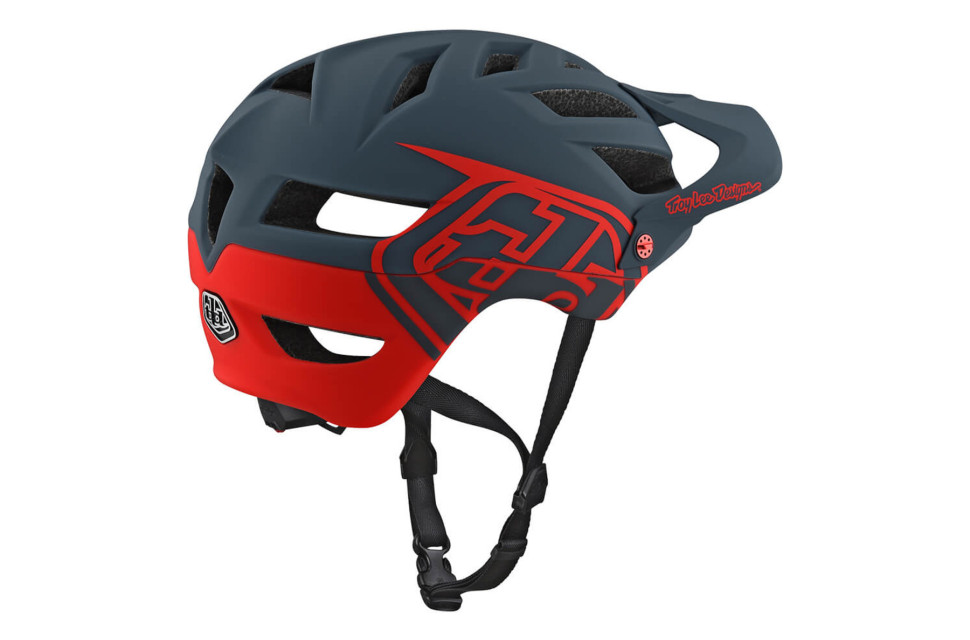 Troy Lee Drone helmet 3.jpg Troy Lee Designs A1 Drone Helmet Returns