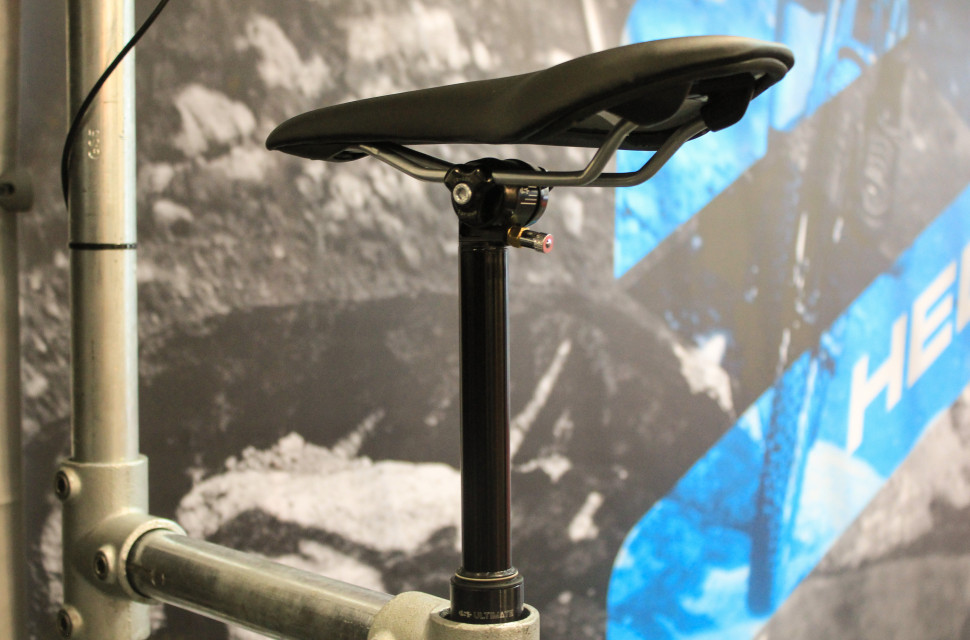 Use Dropper-5.jpg Prototype USE Dropper Post