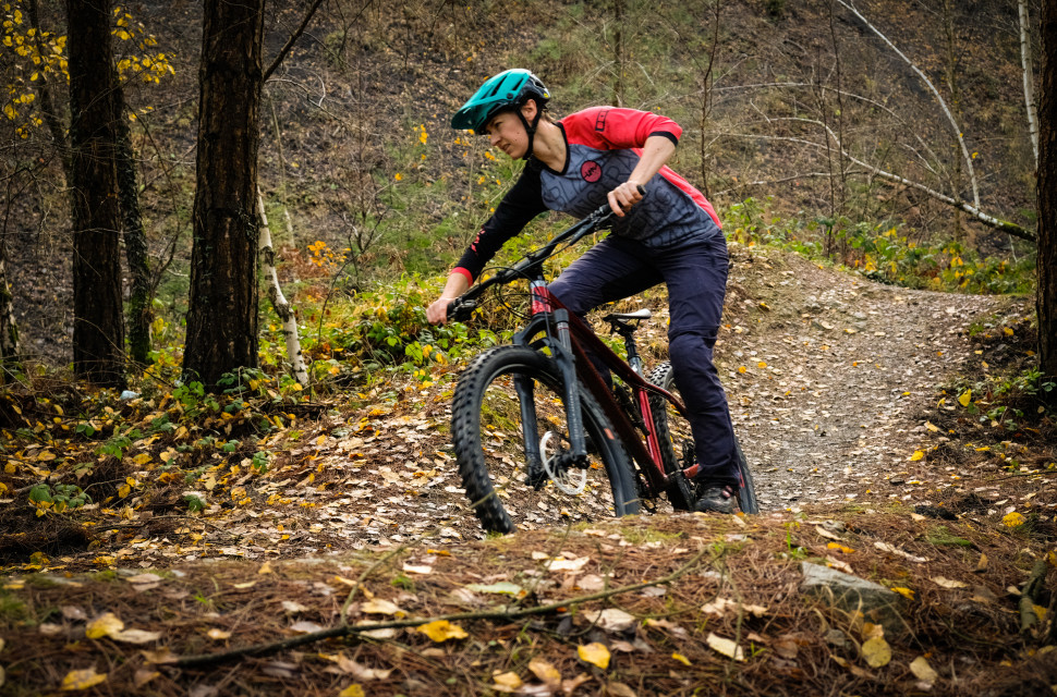 Vitus Sentier 27 VRS hardtail Riding-4.jpg Quick links