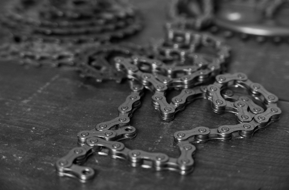 When-should-you-replace-your-bike-chain-100.jpg When should you replace your bicycle chain?