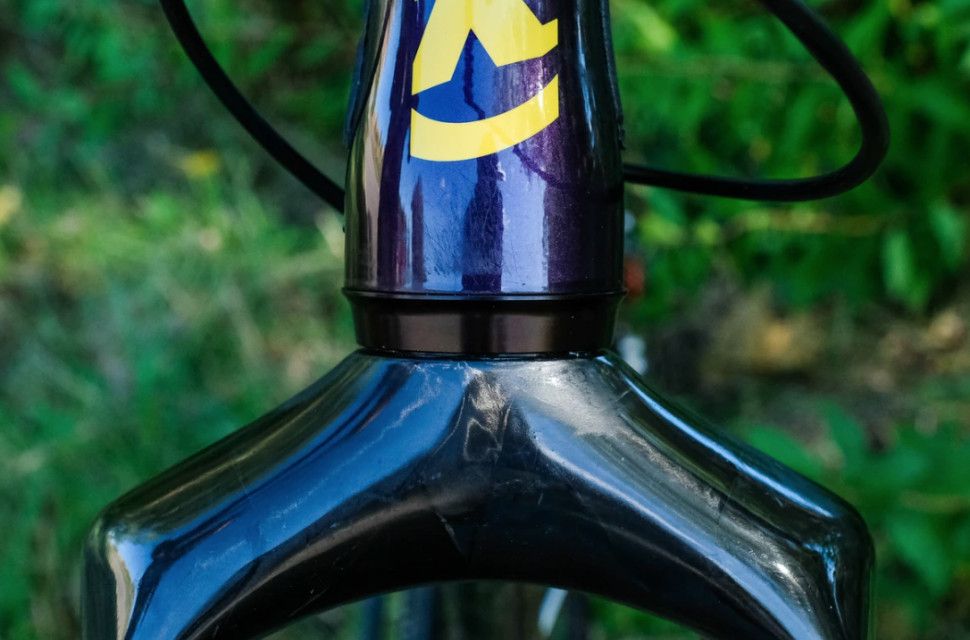 Wolf Tooth headset extender cups.jpg Wolf Tooth Lower Headset Extender Cups will allow you to change any mountain bike's head angle
