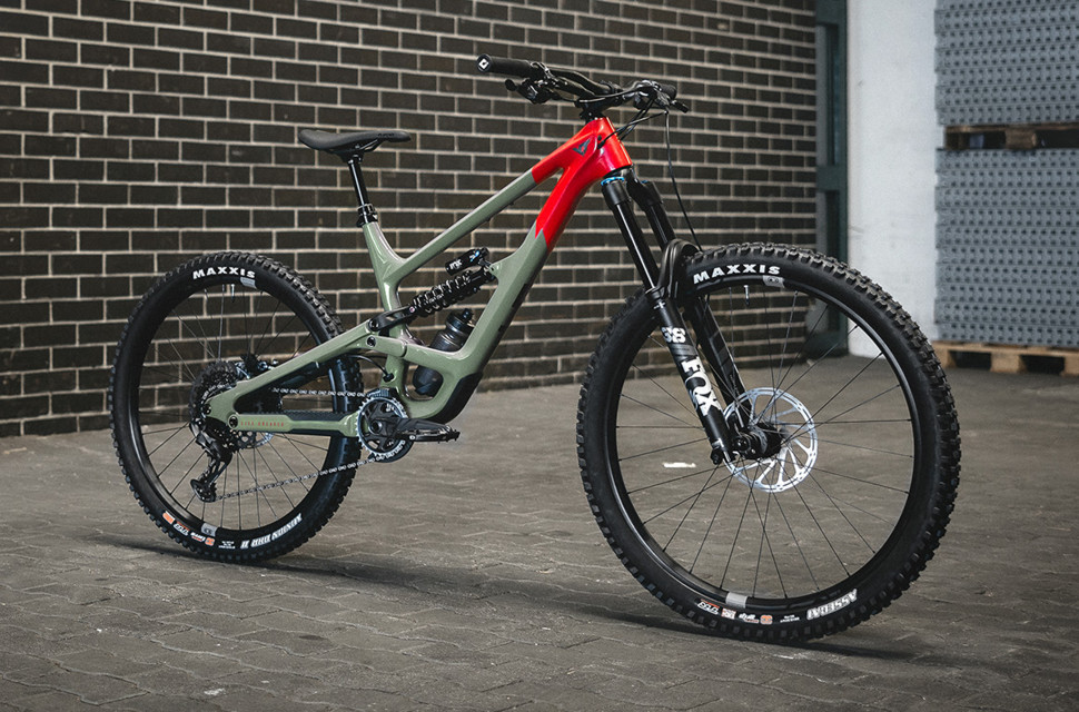 YT Capra Uncaged 10 Say hello to YT's Capra Uncaged 10