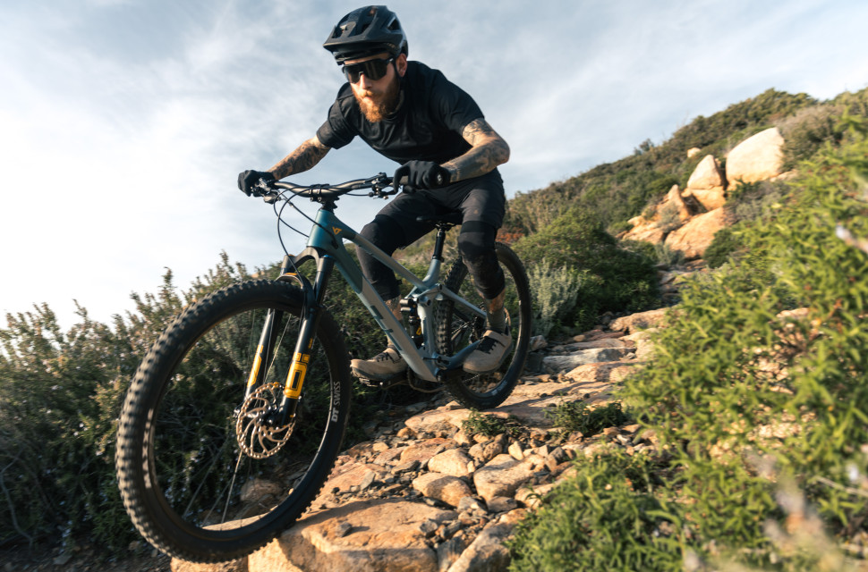 YTELBA24_C3_ACTION_byADL-1368.jpeg Izzo Core range gains bigger forks for 2025