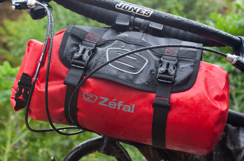 Zefal-Z-Adventure-F10-Bar-bag-Review-1.jpg Zefal-Z-Adventure-F10-Bar-bag-Review-1.jpg