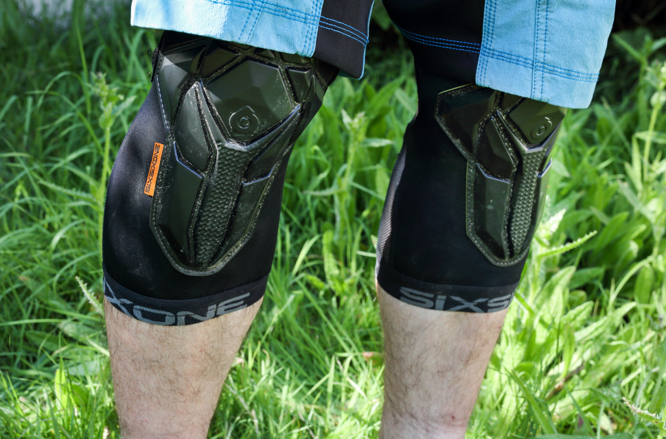 661 recon knee front 661 recon knee front