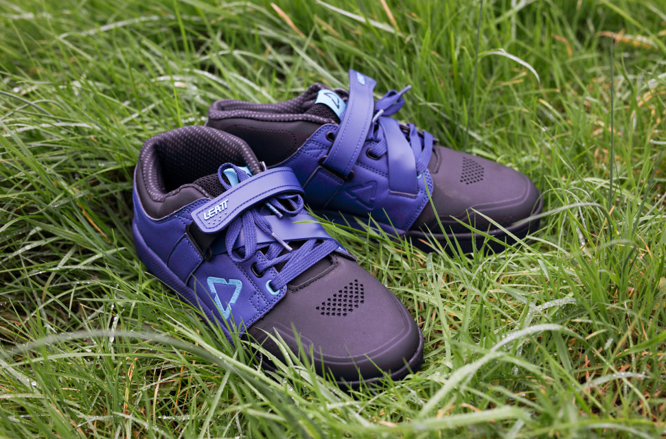 Leatt DBX 4.0 hero Leatt DBX 4.0 hero