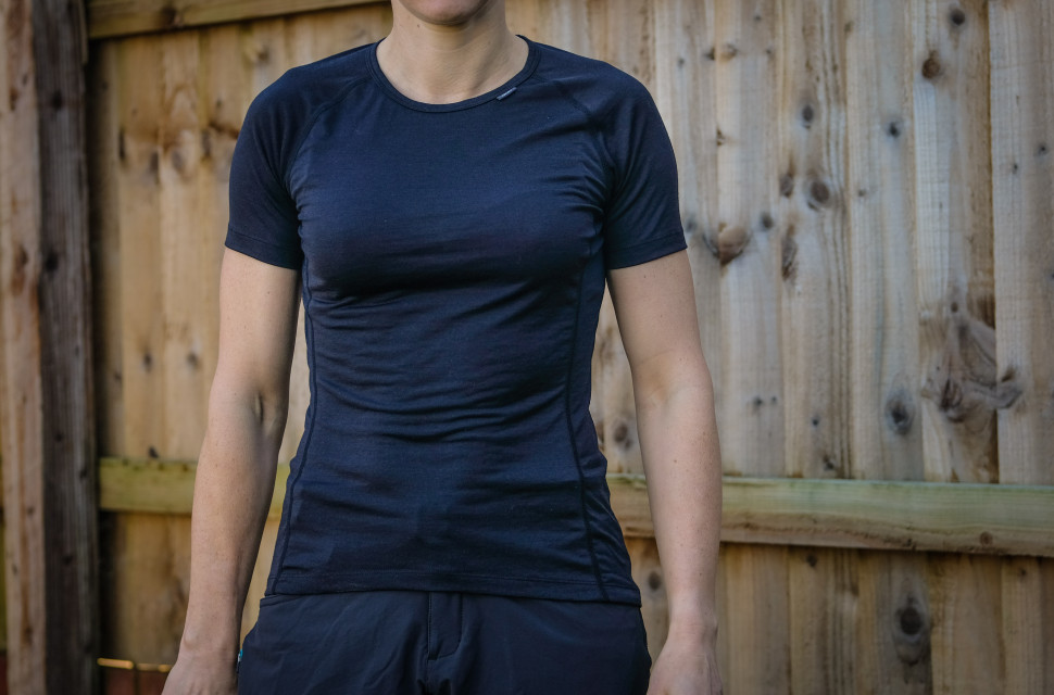 dhb Aeron Women's short sleeved merino base layer-1.jpg dhb Aeron Women's short sleeved merino base layer-1.jpg