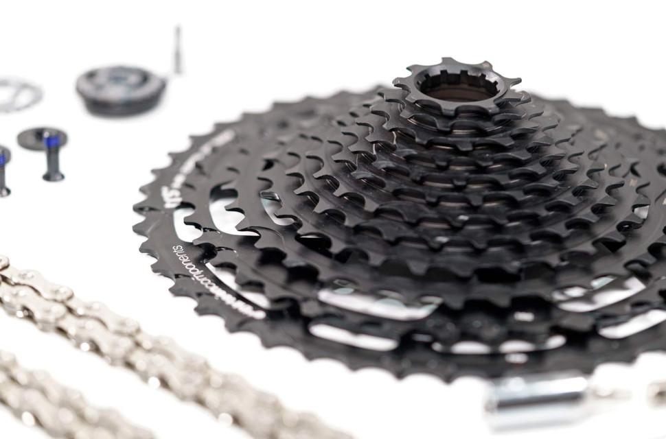ethirteen-TRS-Plus-12_e13-SRAM-mountain-bike-11-to-12-speed-drivetrain-upgrade-kit_detail.jpg Convert SRAM 11 speed to 12 with new e*thirteen TRS Plus upgrade kit