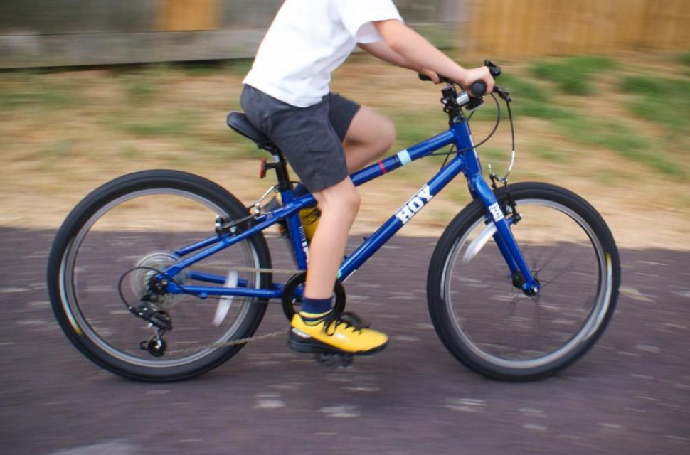 hoybonalyriding1.jpg hoybonalyriding1.jpg