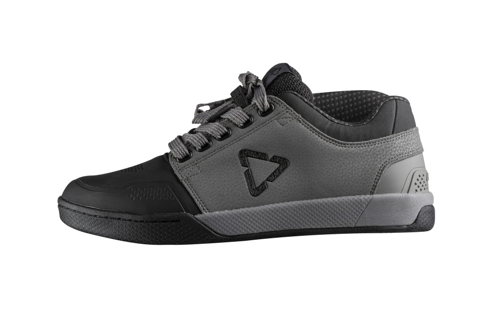 leatt dbx 3.0 granite.jpeg Leatt launch all new DBX mountain bike shoe range