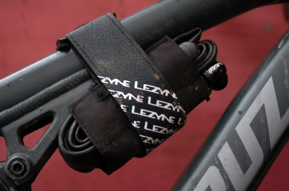 lezyne-sendit-caddy-review-2.jpg lezyne-sendit-caddy-review-2.jpg