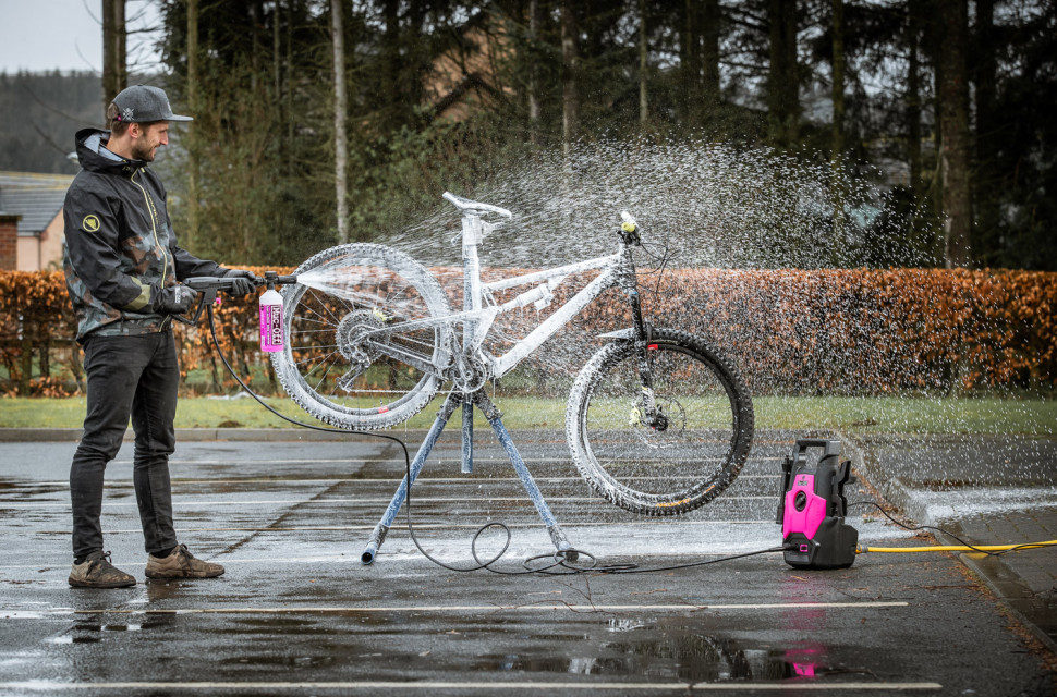 muc-off-pressure-washer-100.jpg Sale: Save big with Muc-off’s 30% off discount deals