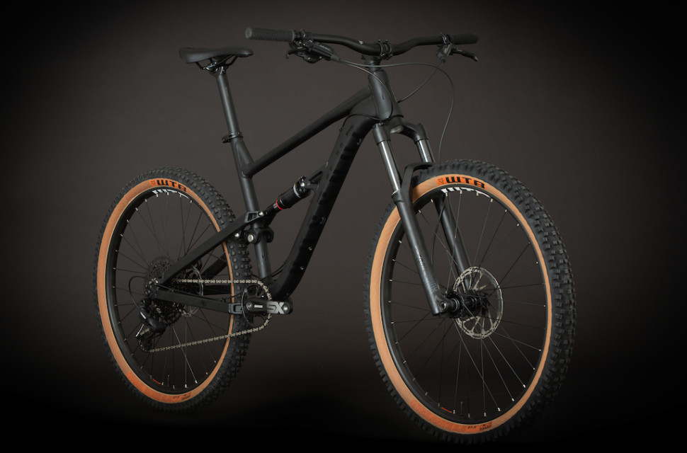 p5pb17917269.jpg Video: Calibre Bicycles launch limited edition Bossnut 3 and call it the Shadownut