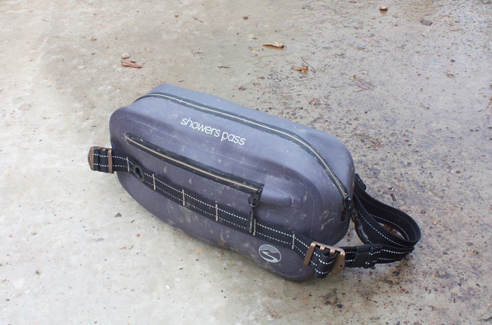 showers-pass-rainslinger-hip-pack-review-1.jpg showers-pass-rainslinger-hip-pack-review-1.jpg
