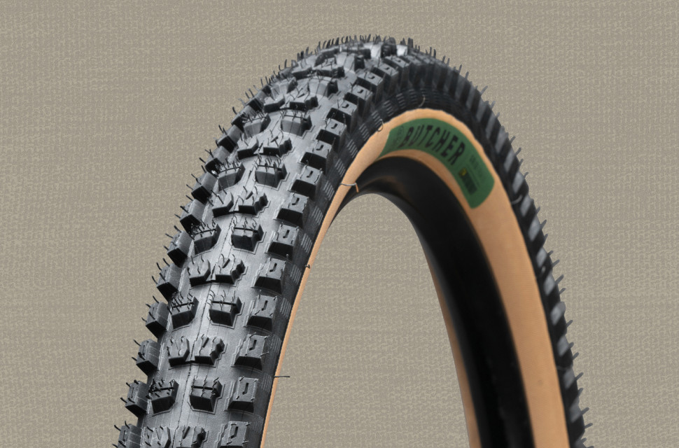 t9 butcher soil searching angle.jpg Specialized's Butcher gets a tan in the Search of Soil - Limited edition T9 Butcher get tan sidewalls